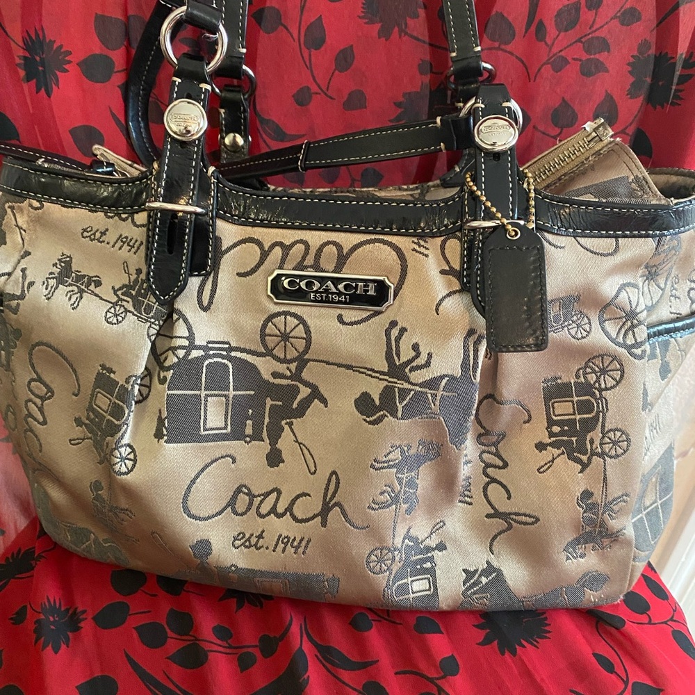 Coach purse